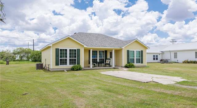 Photo of 212 E Dragon St, Driscoll, TX 78351