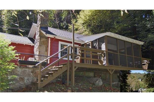 32 Lower Bat Cave Bat Cave Nc 28710 Mls 3234259 Redfin