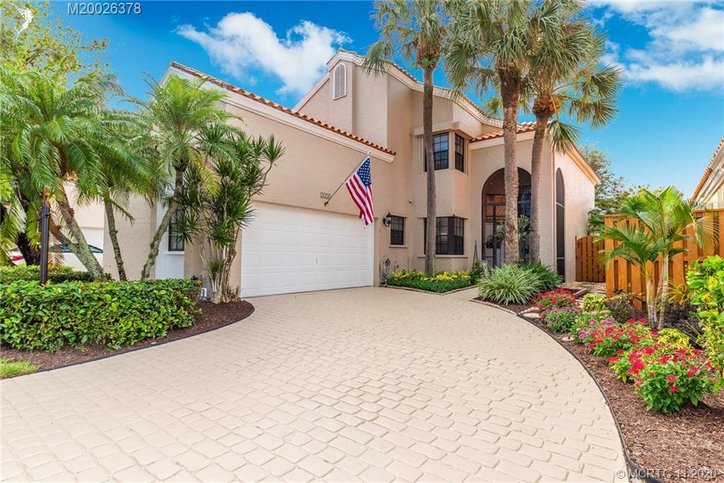 2626 La Lique Cir, West Palm Beach, FL 33410