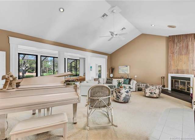 Property at 1524 NW Sweet Bay Cir, Palm City, FL 34990, 3 beds, 2 baths