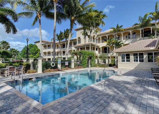 Property at 960 SE Willoughby Trce, Stuart, FL 34997, 2 beds, 2 baths
