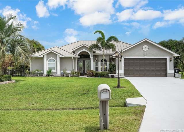 Property at 3079 SE Galt Cir, Port Saint Lucie, FL 34984, 3 beds, 2 baths