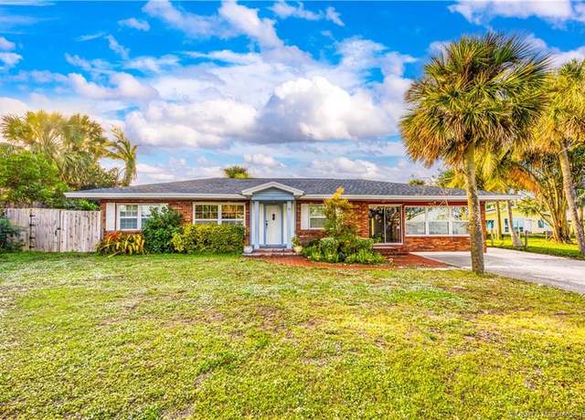 Property at 11005 S Indian River Dr, Fort Pierce, FL 34982, 3 beds, 4 baths