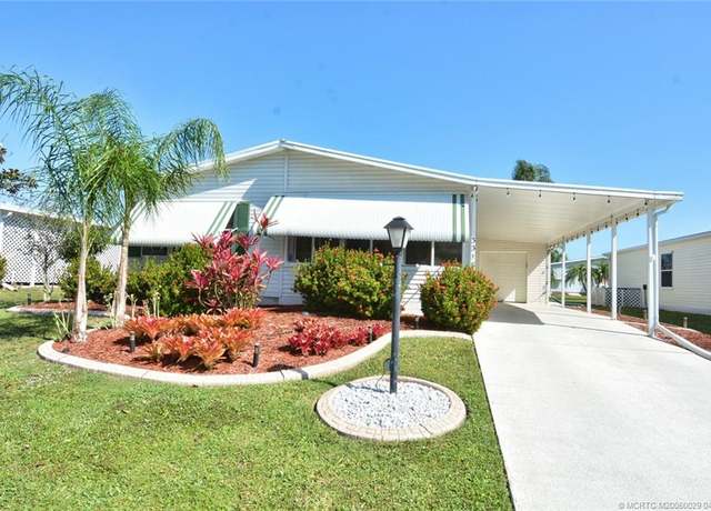 Property at 3318 Columbrina Cir, Port Saint Lucie, FL 34952, 2 beds, 2 baths
