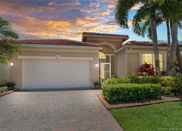 Property at 2688 SE Castle Pine Pl, Stuart, FL 34997, 3 beds, 2 baths