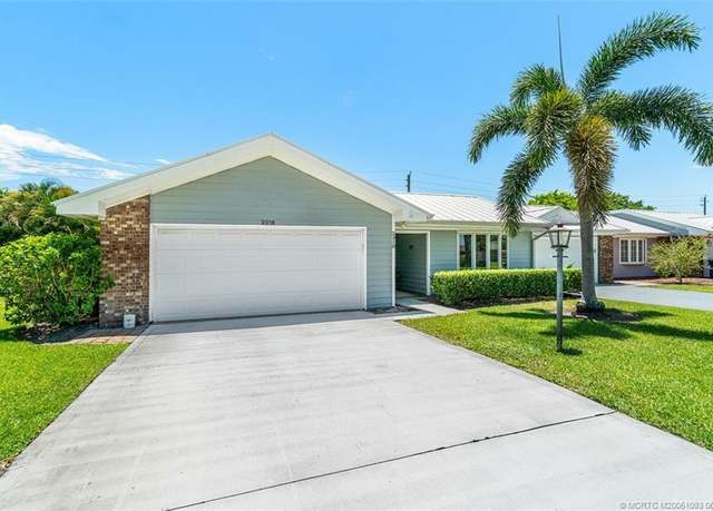 Property at 2918 SE Fairway W #13, Stuart, FL 34997, 2 beds, 2 baths