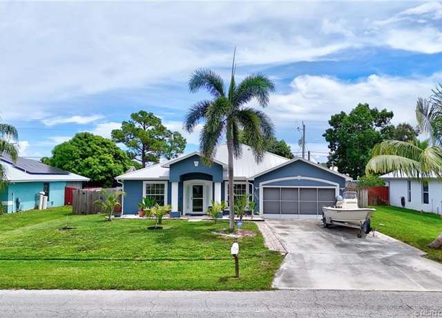Property at 2077 SE Camden St, Port St Lucie, FL 34952, 3 beds, 2 baths