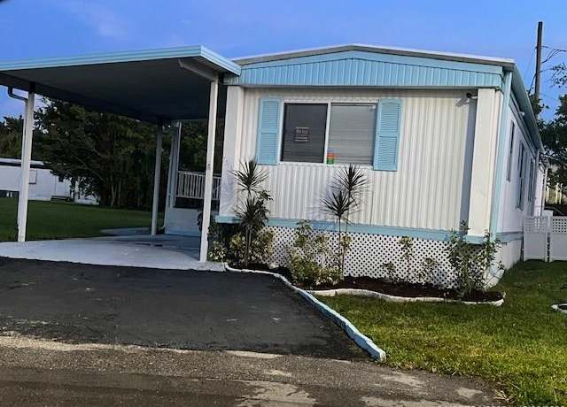 Property at 7313 44th Trl N, West Palm Beach, FL 33404, 2 beds, 2 baths