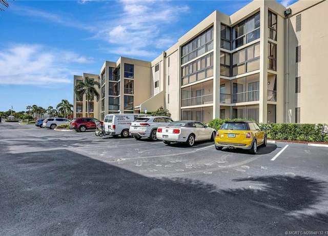 Property at 150 SE Four Winds Dr Unit B303, Stuart, FL 34996, 2 beds, 2 baths