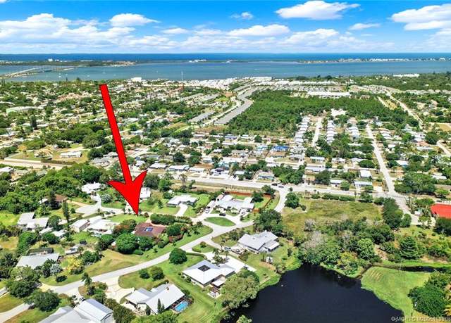 Property at 2822 NE Yorkshire Ln, Jensen Beach, FL 34957, 3 beds, 2 baths
