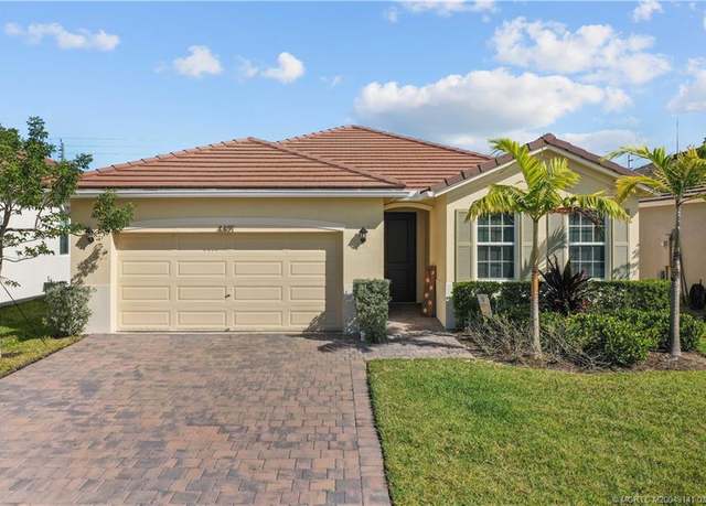 Property at 4491 NW Oakleaf Ct, Jensen Beach, FL 34957, 4 beds, 2 baths