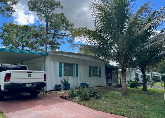 Property at 6442 S Guava Ln, Lantana, FL 33462, 2 beds, 2 baths