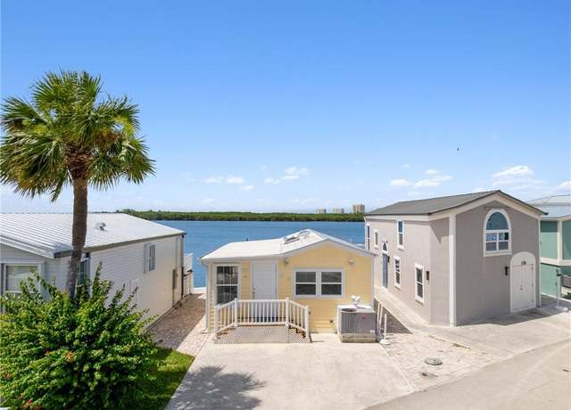 Property at 157 Nettles Blvd, Jensen Beach, FL 34957, 2 beds, 2 baths