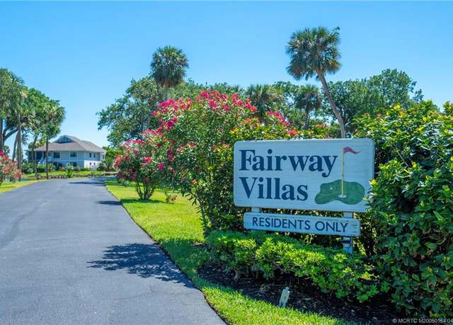 Property at 331 NE Golfview Cir, Stuart, FL 34996, 2 beds, 2 baths