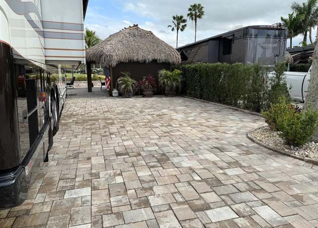 Property at 222 NW Chipshot Ln, Port Saint Lucie, FL 34986