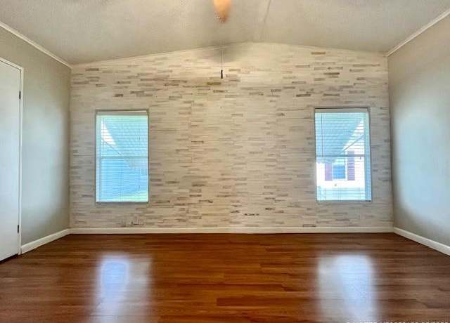 Property at 6157 Seashore Dr, Lantana, FL 33462, 3 beds, 2 baths