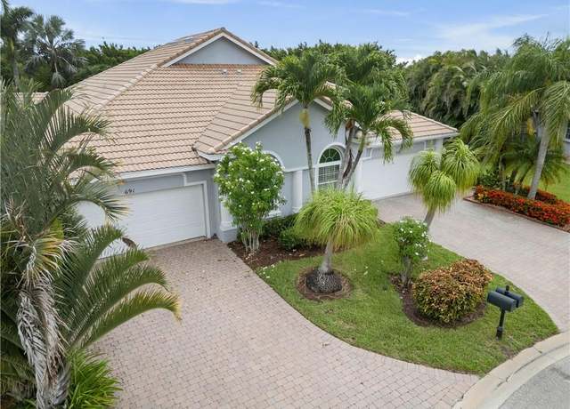 Property at 681 NW Red Pine Way, Jensen Beach, FL 34957, 3 beds, 2 baths