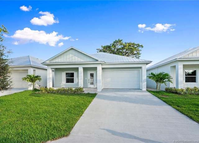 Property at 1074 SW 35th St, Palm City, FL 34990, 4 beds, 3 baths
