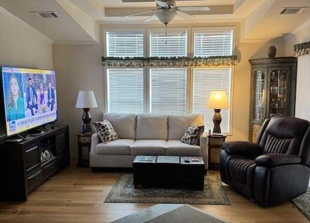 Property at 4449 Royal Manor Blvd, Boynton Beach, FL 33436, 2 beds, 2 baths