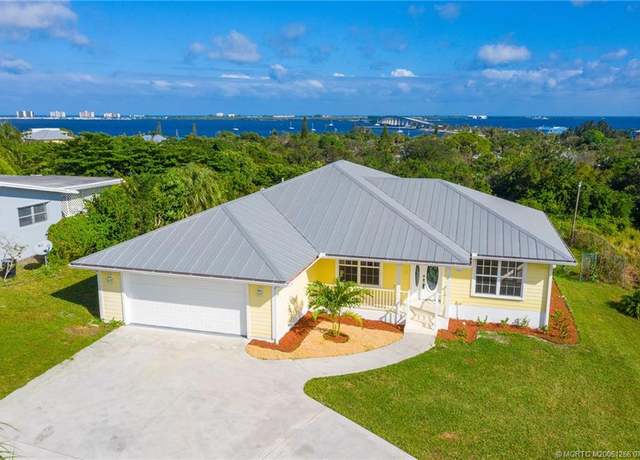 Property at 3869 NE Skyline Dr, Jensen Beach, FL 34957, 3 beds, 2 baths