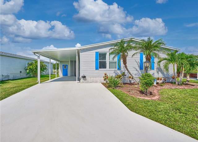 Property at 7044 SE Birchwood Ln, Stuart, FL 34997, 3 beds, 2 baths