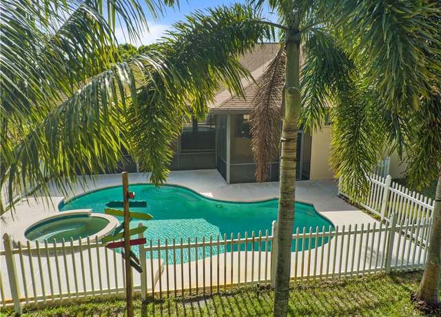 Property at 4192 SW Oakhaven Ln, Palm City, FL 34990, 3 beds, 2 baths