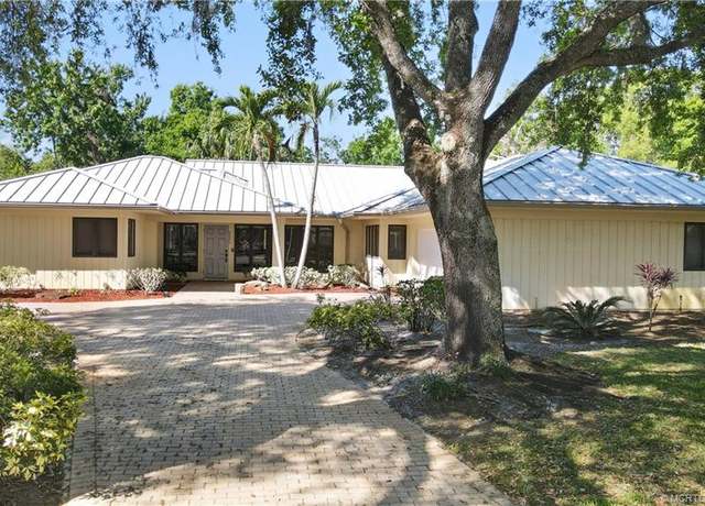 Property at 6221 SW Thistle Ter, Palm City, FL 34990, 3 beds, 4 baths