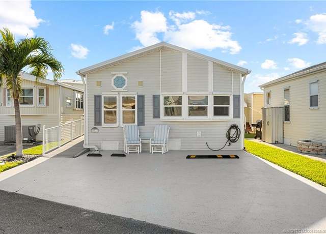 Property at 114 Nettles Blvd, Jensen Beach, FL 34957, 1 bed, 1 bath
