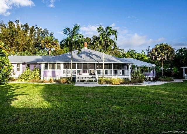 Property at 535 SW Siesta Way, Stuart, FL 34994, 3 beds, 3.5 baths