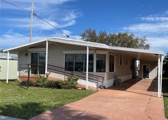 Property at 466 SE Trafalgar Ter, Stuart, FL 34994, 2 beds, 2 baths
