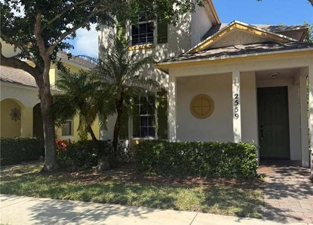 Property at 2559 SE Ruskin Dr, Port Saint Lucie, FL 34952, 3 beds, 2.5 baths