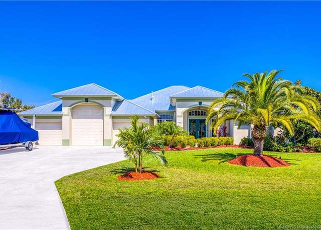 Property at 1477 SE Westmoreland Blvd, Port St Lucie, FL 34952, 4 beds, 3 baths