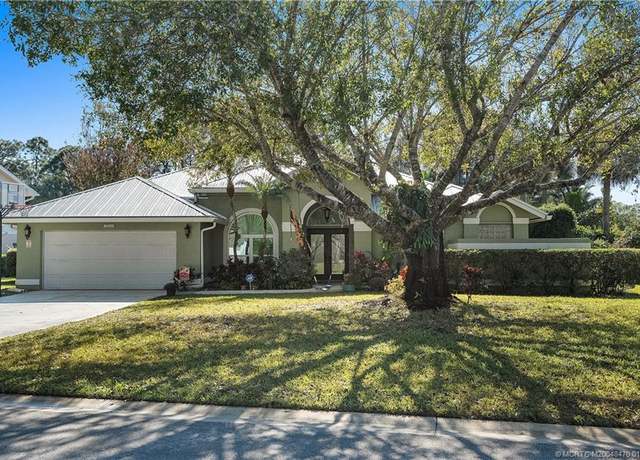 Property at 2304 SW Parkridge Pl, Palm City, FL 34990, 3 beds, 2 baths