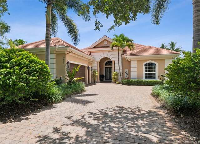 Property at 9694 SE Sandpine Ln, Hobe Sound, FL 33455, 3 beds, 4.5 baths