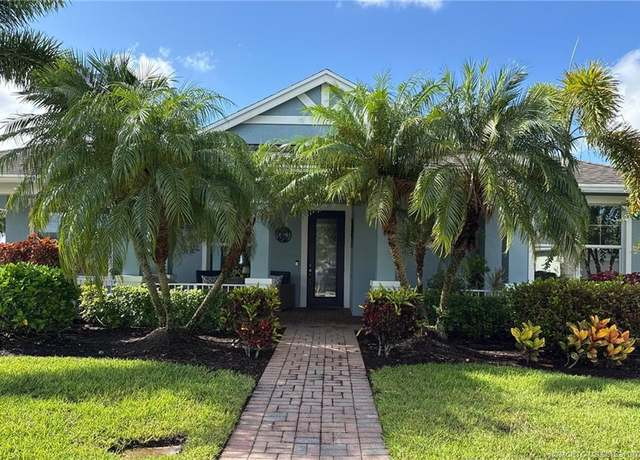 Property at 10278 SW Waterway Ln, Port St Lucie, FL 34987, 4 beds, 3 baths