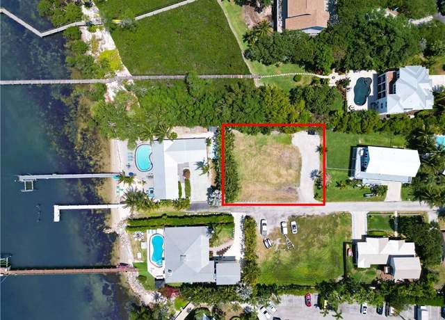 Property at 5157 NE Shore Village Ter, Stuart, FL 34996