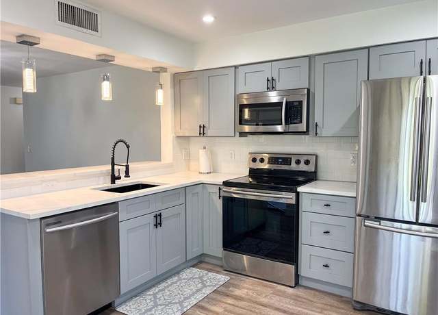 Property at 3960 SW Greenwood Way Unit B, Palm City, FL 34990, 2 beds, 2 baths