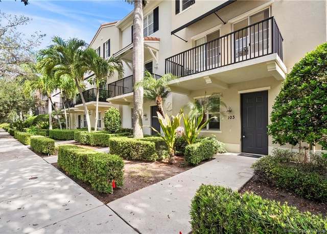Property at 103 Cat Rock Ln, Jupiter, FL 33458, 2 beds, 3 baths
