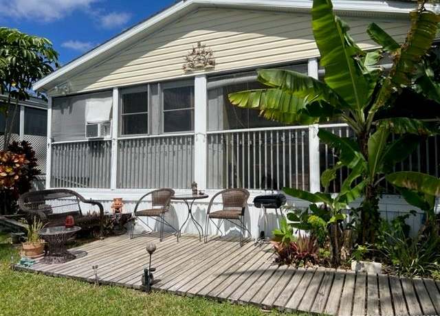 Property at 3001 SW 18th Ter #18, Fort Lauderdale, FL 33315, 3 beds, 2 baths