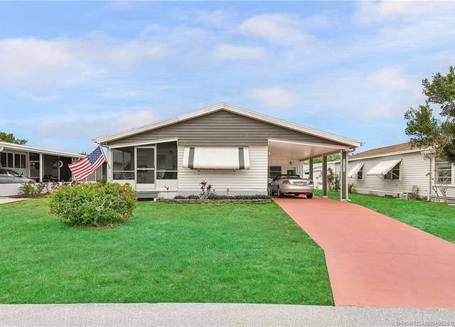 Property at 7126 SE Redbird Cir, Hobe Sound, FL 33455, 2 beds, 2 baths