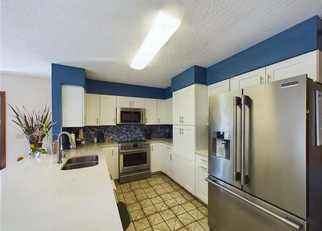 Property at 831 Clearmont St, Sebastian, FL 32958, 2 beds, 2 baths
