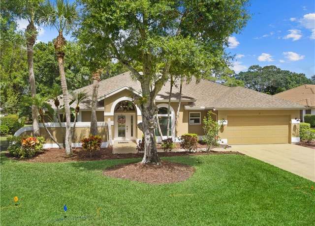 Property at 2055 SW Danforth Cir, Palm City, FL 34990, 4 beds, 2.5 baths