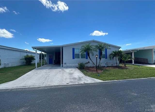 Property at 7044 SE Birchwood Ln, Stuart, FL 34997, 3 beds, 2 baths