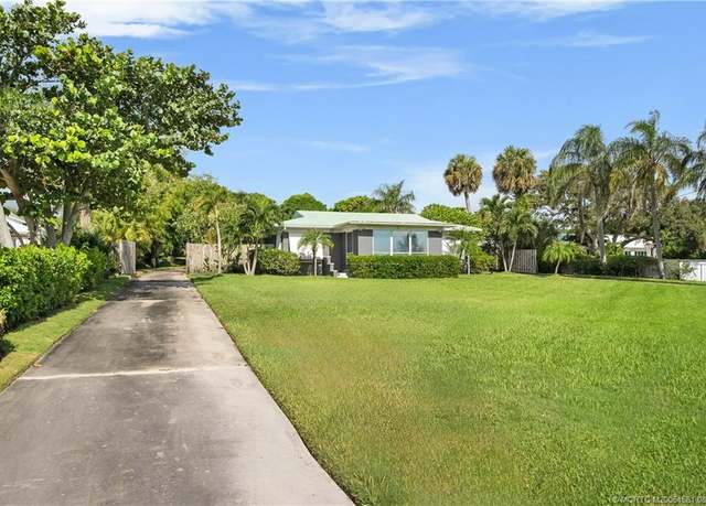 Property at 11105 S Indian River Dr, Fort Pierce, FL 34982, 2 beds, 2 baths