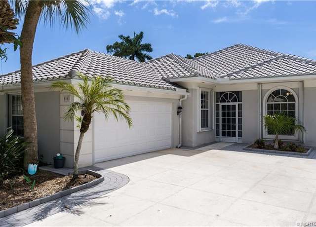 Property at 8088 SE Double Tree Dr, Hobe Sound, FL 33455, 3 beds, 2 baths