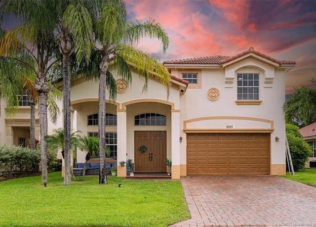 Property at 1053 SE Fleming Way, Stuart, FL 34997, 4 beds, 2.5 baths