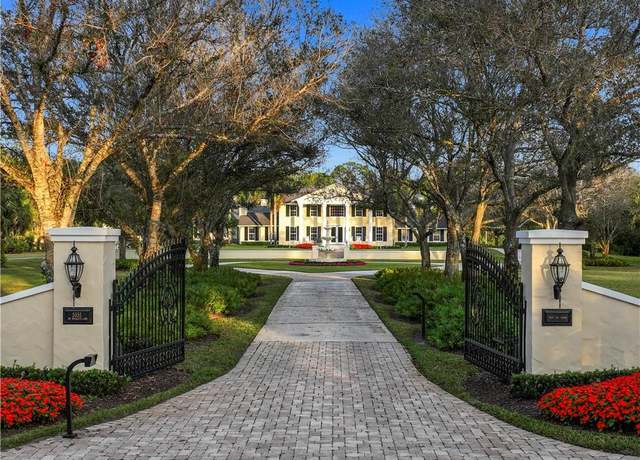 Property at 5551 SW Mistletoe Ln, Palm City, FL 34990, 4 beds, 6 baths