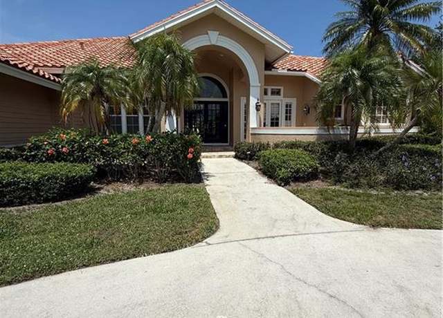 Property at 2175 SW Forest Hills Ln, Palm City, FL 34990, 4 beds, 3.5 baths