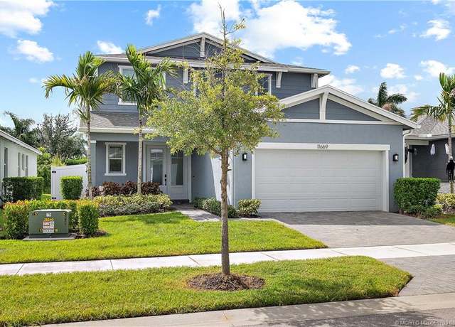 Property at 11669 SW Lyra Dr, Port St Lucie, FL 34987, 3 beds, 2.5 baths