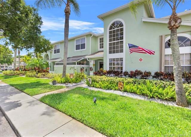 Property at 2055 SE Wild Meadow Cir #106, Port St Lucie, FL 34952, 3 beds, 3 baths